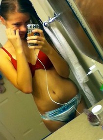 18 GAPING ASSHOLES