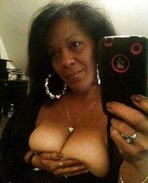 These passionate MILFs