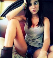 Cristina Miller seduces